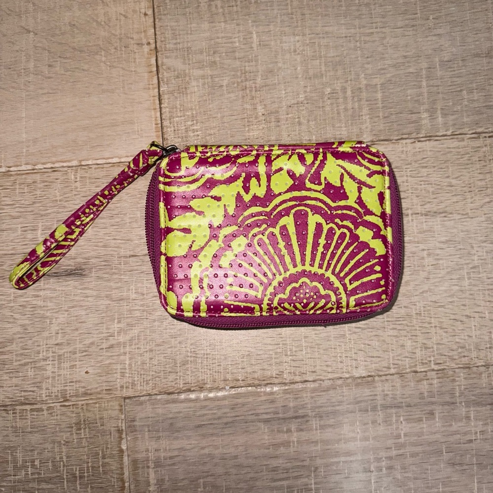 NWT Echo Purple and Green Zipper Wallet